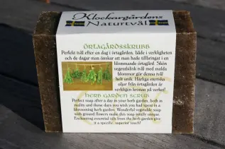Klockargårdens Örtagårdsskrubb - Naturtvål - Tvålshoppen.se